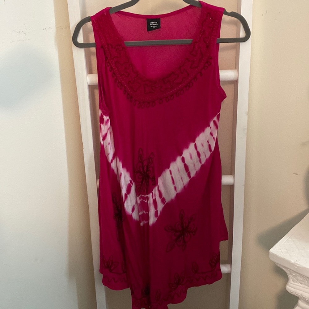 Pink white embroidered 2x top